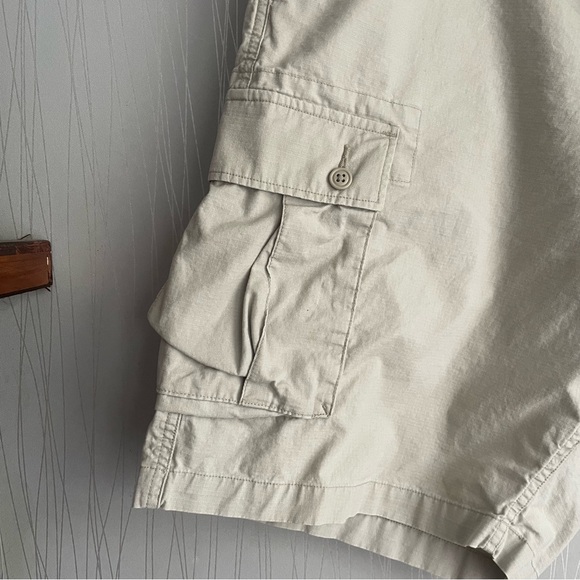Dockers Men's Cargo Shorts Size 44 Beige with Belt Casual - Picture 4 of 10